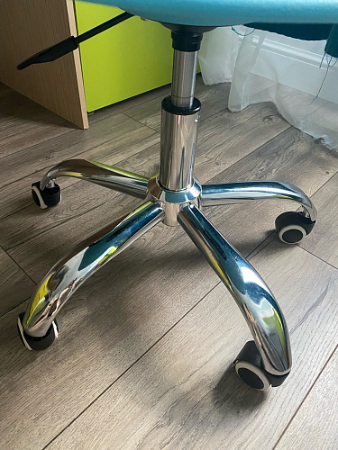 Компьютерное кресло Kolin с подушкой clear / white фото покупателя 327