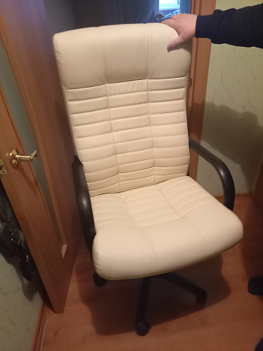 Компьютерное кресло Рафаэль 1 бежевое фото покупателя 3