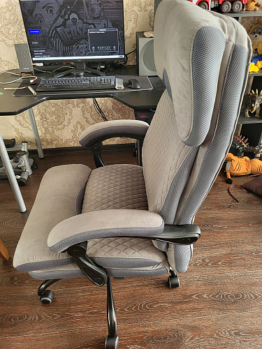 Компьютерное кресло Chief metalBL серый фото покупателя 3