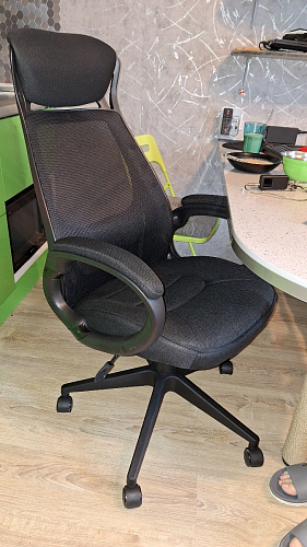 Компьютерное кресло Burgos черное фото покупателя 16