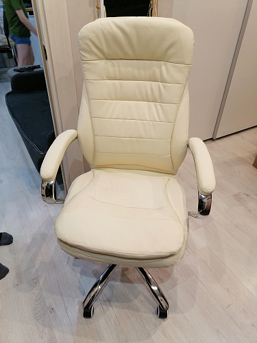 Компьютерное кресло Tomar черное фото покупателя 78