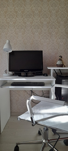 Стол компьютерный Джаз-24 правый белый фото покупателя 93