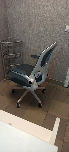 Компьютерное кресло Konfi dark gray / pink / white фото покупателя 227