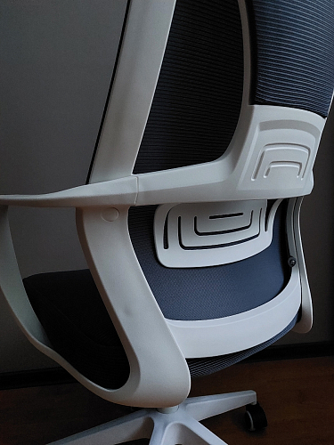 Компьютерное кресло Golem dark gray / gray / white фото покупателя 22